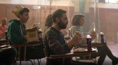 Pepsi y Burger King reclutan a personas rechazadas en castings publicitarios de la competencia #Rechazados