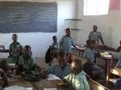 Marcha Solidaria permite arreglar colegio Gambia