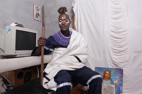 FOTÓGRAFOS: ARAMINTA DE CLERMONT