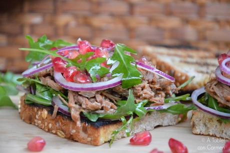 Sandwich de Pulled Beef con Ensalada de Granada