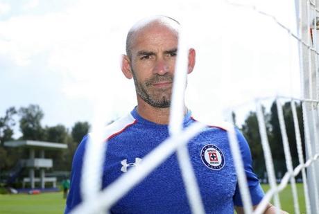 Paco Jémez cambia las reglas en el Cruz Azul Paco Jémez cambia las reglas en el Cruz Azul