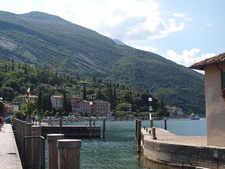 Ruta en moto por el alucinante lago de Garda, Riva del Garda.