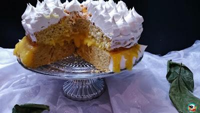 Tarta de naranjas y nata