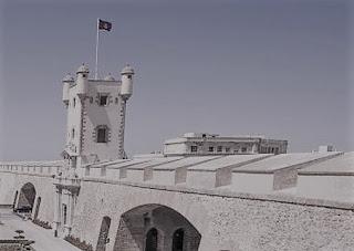 TOMAS DE AZCÁRATE, CRÓNICA DEL ASESINATO DE UN MARINO REPUBLICANO.