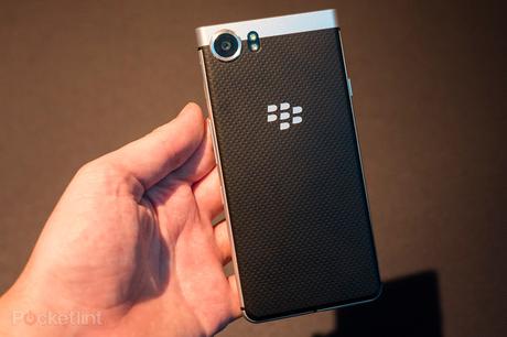 BlackBerry da una probadita en el CES de su nuevo dispositivo ‘Mercury’