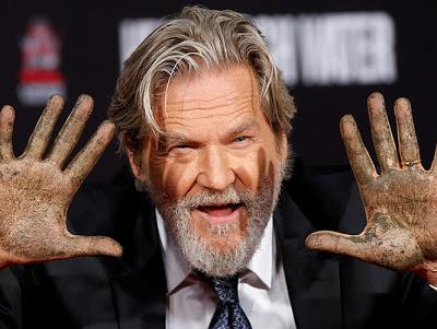 Jeff Bridges deja sus huellas en  Hollywood