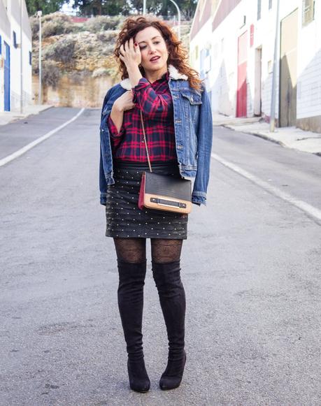 melange_boutique_fashion_blog_de_moda_falda_cuero_tachuelas_chaqueta_vaquera_borreguito_mango_botas_altas_zalando_linea_gucci_laveugle_par_amour_tigre_camisa_tartan_dresslily_12