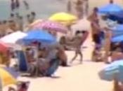Intentó escapar luego robar turistas playa pero detenido patada karateca [Video]