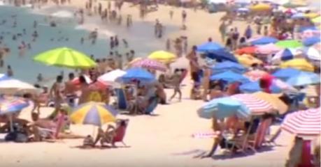 Intentó escapar luego de robar a turistas en la playa pero fue detenido con una patada karateca [Video]
