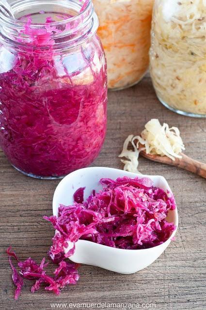 2548.- Platos de hojas verdes de temporada