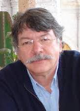 Desconfiar de la desconfianza.