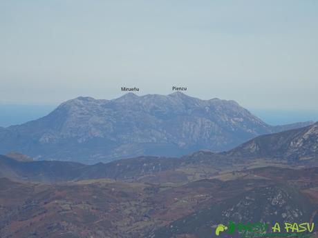 Vista de la Sierra del Sueve desde el Praera