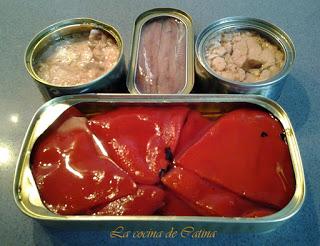 Pimientos del piquillo rellenos de atún