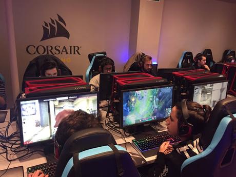 Arena Gaming Centro Gamer de Alto Rendimiento - Colaborador Dota 2