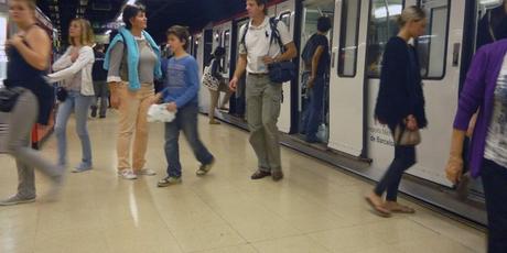 El automóvil particular mucho más caro que el transporte público