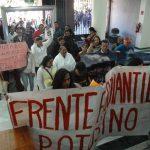 Diputados dan la espalda a manifestación contra el gasolinazo