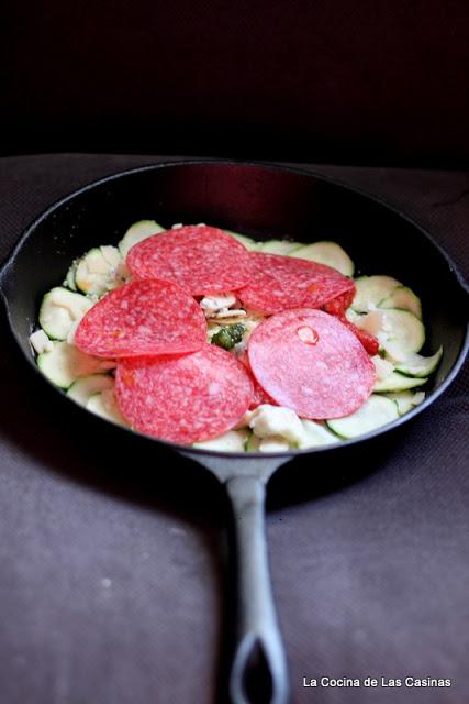 Pizza de Calabacín, Salami y Gorgonzola