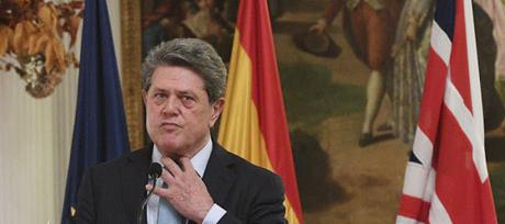 Trillo: ni honor ni dignidad