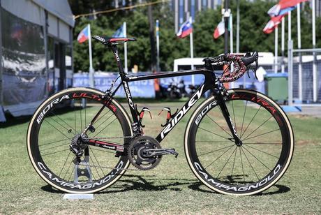 La nueva bicicleta carreras Ridley Helium SLX es una máquina con gran relación entre peso y rígidez