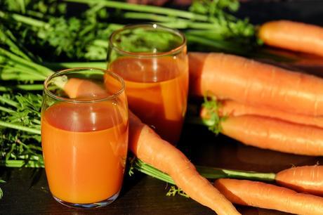La única forma de perder los kilos de más es eliminar la ... Jugo De Zanahoria, Jugo De, Zanahorias