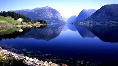 Reseña: Los fiordos de Bjlaën
