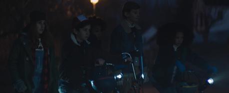 Mercedes Benz se inspira en “Stranger things” en su última campaña
