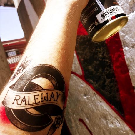 Tatuajes vintage inspirados en tipografías famosas