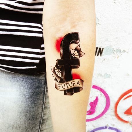 Tatuajes vintage inspirados en tipografías famosas