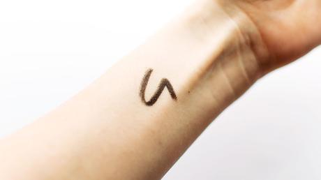 Rimmel Scandaleyes Eyeliner Review Rimmel Scandaleyes Eyeliner Review