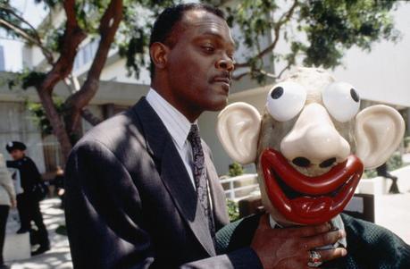 Mini Review – Con el arma a punto