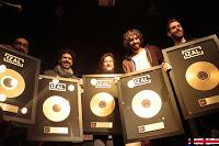 Izal, disco de oro Copacabana