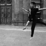 Con danza se manifiestan frente de la Secretaría de Cultura