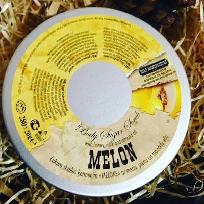 cosmética natural, cosmética, cosmética artesanal, jabon artesanal, crema natural, crema artesanal, eventos, spa, joyas artesananles, tocados, sales, bombas, geles, bombas de baño, velas de masaje, balsamo labial, crema de manos, aceites vegetales, exfoliante,