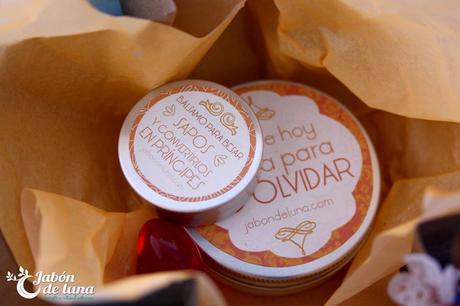 cosmética natural, cosmética, cosmética artesanal, jabon artesanal, crema natural, crema artesanal, eventos, spa, joyas artesananles, tocados, sales, bombas, geles, bombas de baño, velas de masaje, balsamo labial, crema de manos, aceites vegetales, exfoliante,