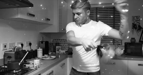 Bailando en la cocina