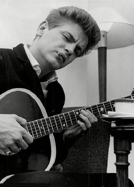 Efemérides del Rock y Heavy Metal: Que pasó un 19 de Enero