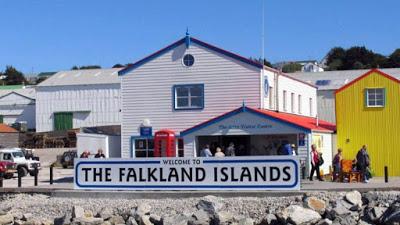 Estados Unidos analizó en 1982 entregar las Malvinas a la Argentina