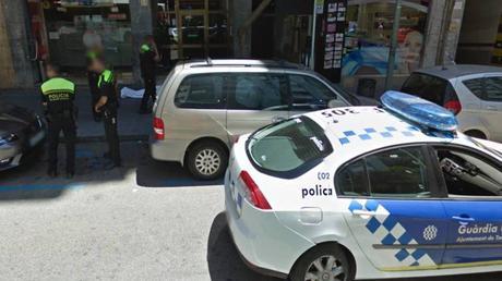 Google Maps muestra a un muerto en una calle de Tarragona