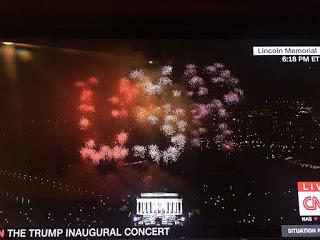 Inauguration Day: de fuegos artificiales hackeados a gas pimienta