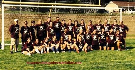 imagenes de cancha de futbol con jugadores equipo