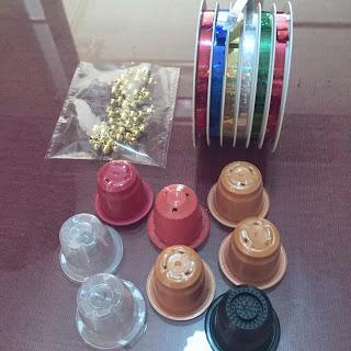 DIY : DECORACIÓN NAVIDEÑA CON CÁPSULAS DE CAFE