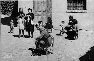 EL ALCORNOQUE DE LOS MUERTOS. UNA INVESTIGACIÓN DEL SARGENTO CARMELO DOMÍNGUEZ