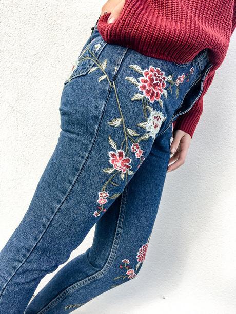 EMBROIDERY JEANS