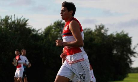 Refuerzo de Chivas quiere sobresalir en el rebaño