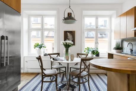 Dúplex con 3 balcones y terraza diseño interiores decoración sueca decoración interiores decoracion dormitorios decoración áticos y dúplex blog decoración nórdica atico sueco 