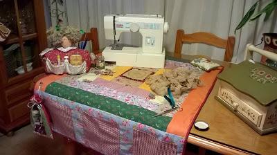 MANTEL PARA COSTURERA