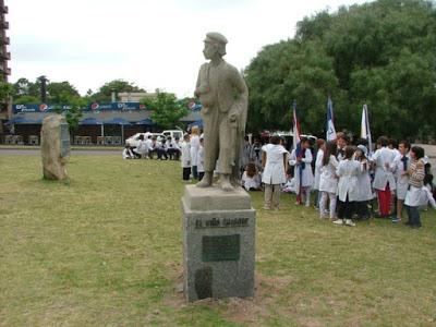 Una linda leyenda (sellos de correo).