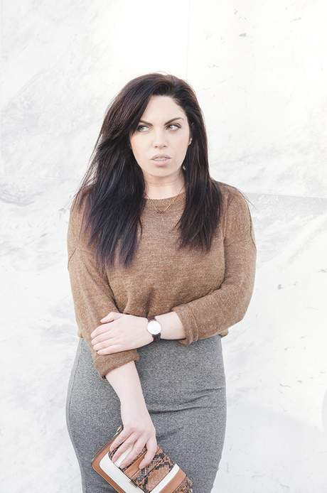  Cómo llevar una falda lápiz