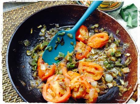 Mejillones en salsa de tomate picante