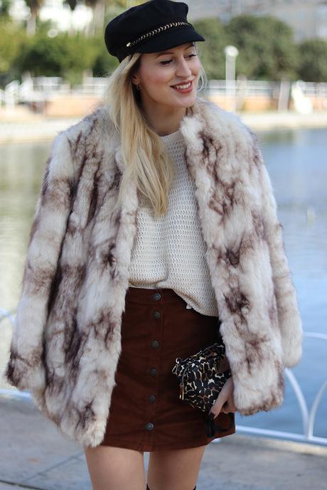 FUR COAT